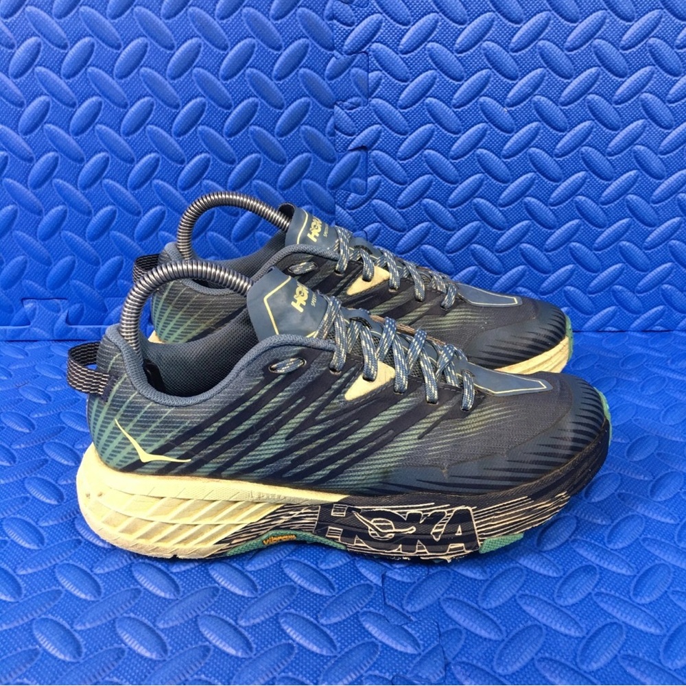 Hoka One One Speedgoat 4 Womens Running Shoes Blue Athletic Sneakers Size 7.5
